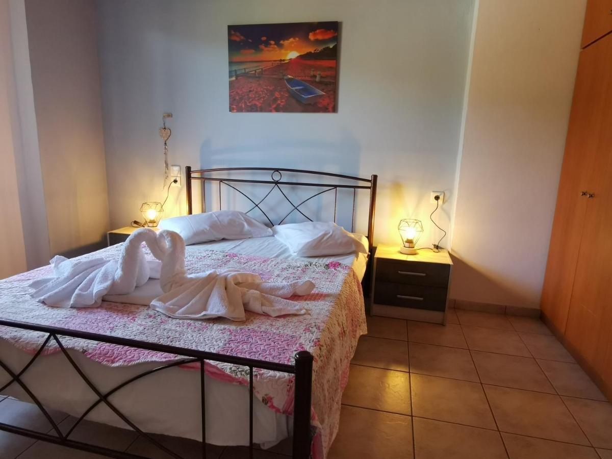 Iris Studios Ayios Nikitas Bagian luar foto