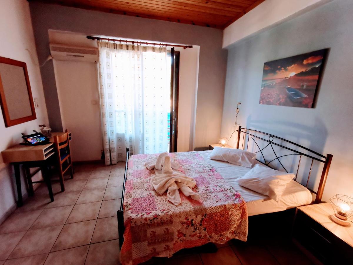 Iris Studios Ayios Nikitas Bagian luar foto
